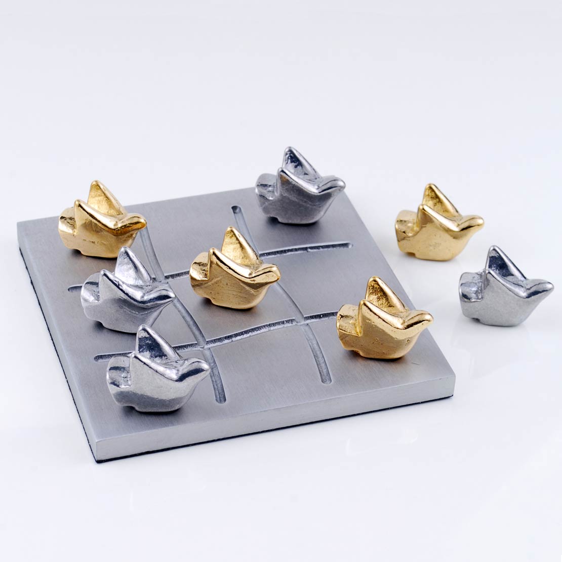 Handmade metal Tic Tac Toe / Birds