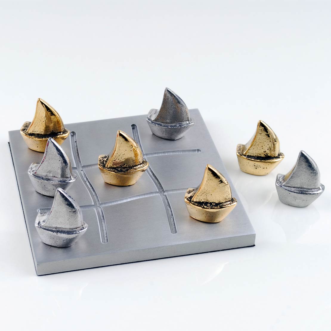Handmade metal Tic Tac Toe / Ships